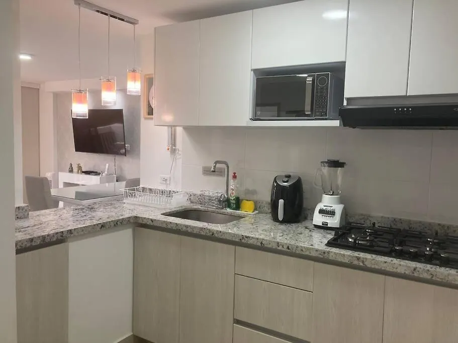 Hermoso Apartamento en el Rodadero, a tan sólo una cuadra de la playa! Gaira